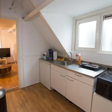 Botel Self Check Inn Apartment Rotterdam